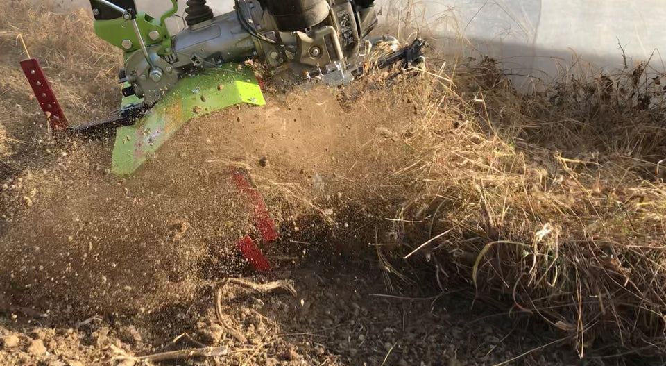 Lavorazione terreno secco con motozappa motocoltivatore con kit Rotocut per preparazione orto